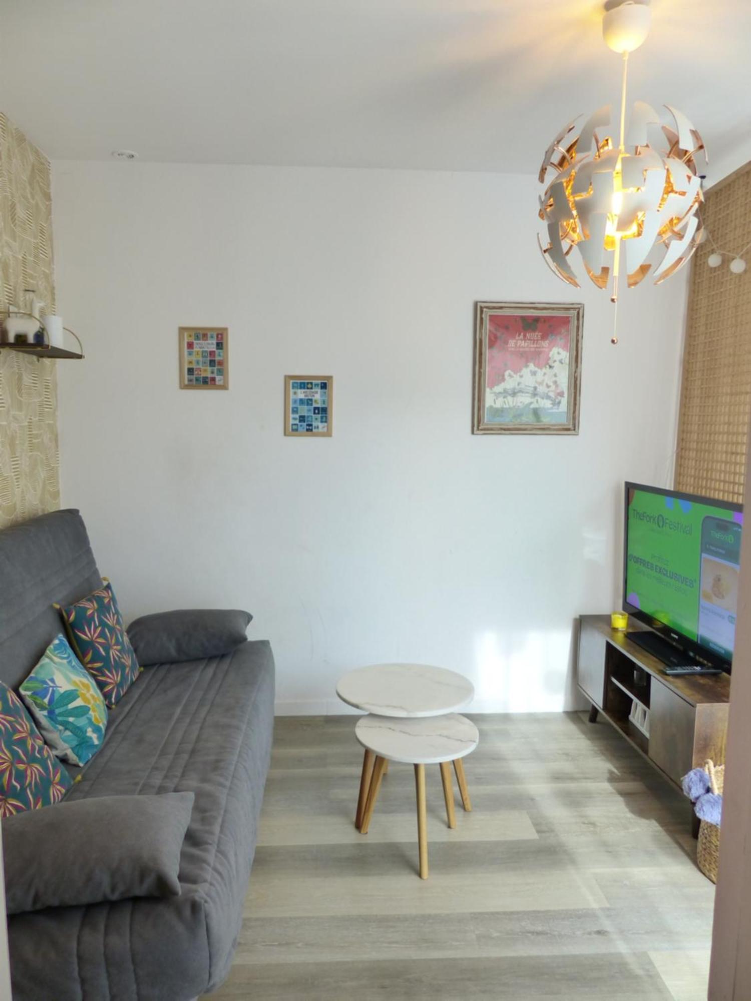 La Petite Maison Tahet, 2 Pers Avec Terrasse Basse-Indre Εξωτερικό φωτογραφία